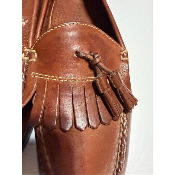 Cole Haan Size 9.5 Tassled Kiltie Loafers Brown Leather Classic Comfort Shoes